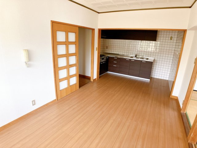 サンヒルズ高山の居間・リビング