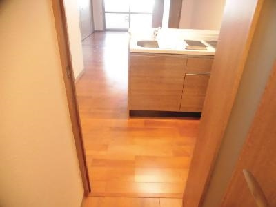 SIL・ELA御所南（シルエラ御所南）の内装|廊下から～