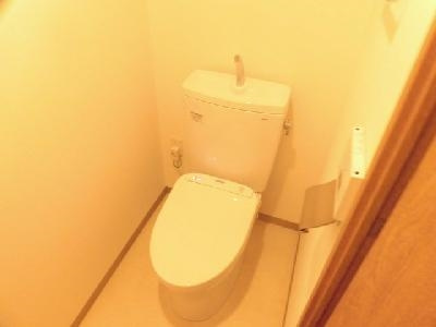 SIL・ELA御所南（シルエラ御所南）のトイレ|温水洗浄便座