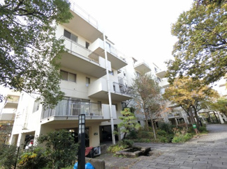 【外観】 | 外観です。
緑が多く落ち着いた生活ができそうです。