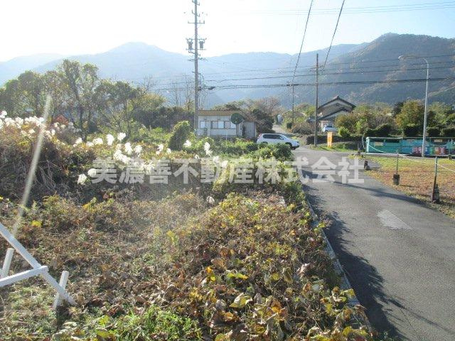 ５４２０４　養老郡養老町土地の外観