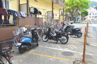 【その他共用部分】 | 三景マンション | バイク置き場