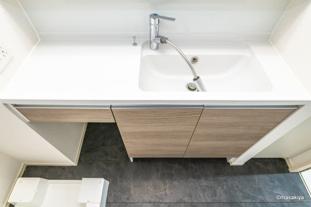 ライフコア吉田小町の洗面所|洗面・脱衣　シャンプードレッサー付