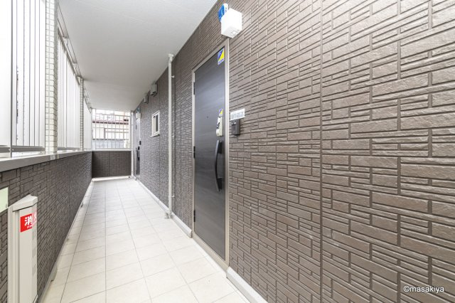 ライフコア吉田小町のエントランス