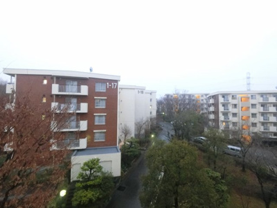 【展望】 | けやきが丘住宅18号棟 | 物件からの眺望です。
前建物がないので開放感抜群です。
