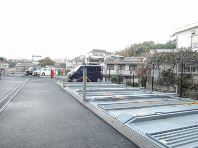 【駐車場】 | ポレスター金沢八景 | 機械式駐車場です。
お車をお持ちの方も安心です。