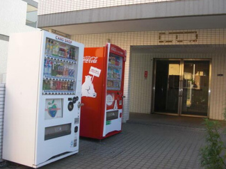 【エントランス】