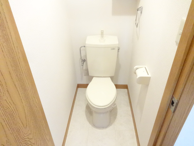 アムール福のトイレ|同物件別部屋イメージ写真