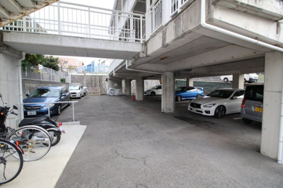 【駐車場】 | ハイツパークサイド