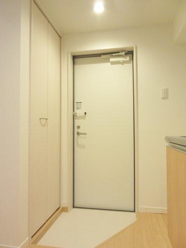 LaLuce黒髪の玄関