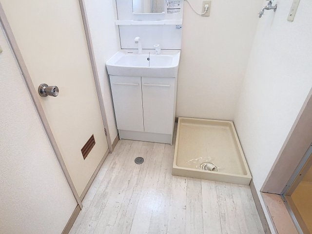 ベルゾーネ城西の洗面所