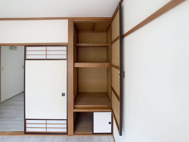 ベルゾーネ城西の収納