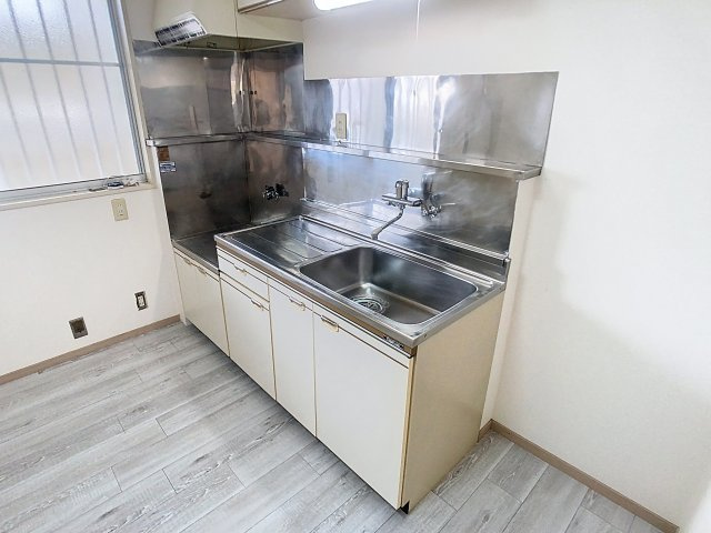 ベルゾーネ城西のキッチン