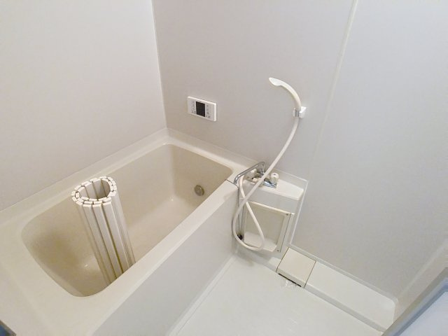 ベルゾーネ城西の浴室