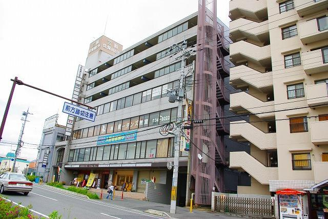三和佐保川ビルの外観