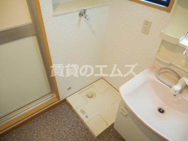 【設備】 | グレイスフルマンション東比恵 | グレイスフルマンション東比恵の室内洗濯機置き場
