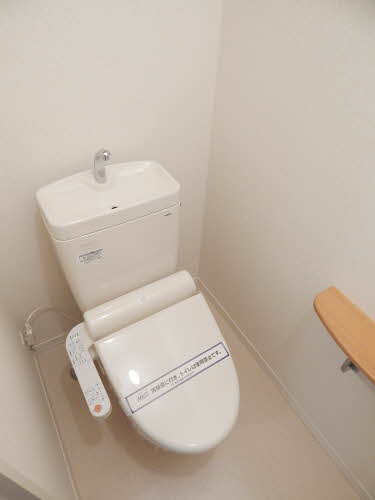 熊本市中央区水前寺１丁目のアパートのトイレ