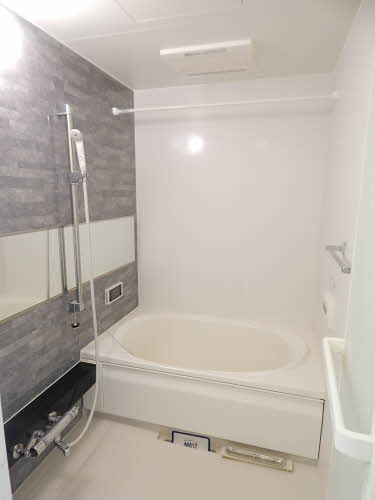 熊本市中央区水前寺１丁目のアパートの浴室