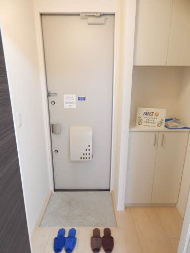 熊本市中央区水前寺１丁目のアパートの玄関