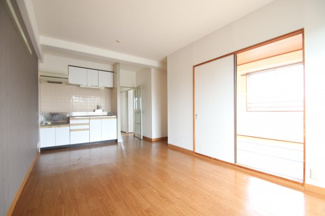 【居間・リビング】 | グランドール富士