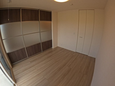 【洋室】 | レガード中央