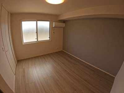 【洋室】 | レガード中央