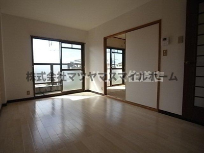 【居間・リビング】 | スタンドアップ忍ケ丘