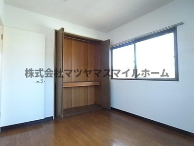 【洋室】 | スタンドアップ忍ケ丘