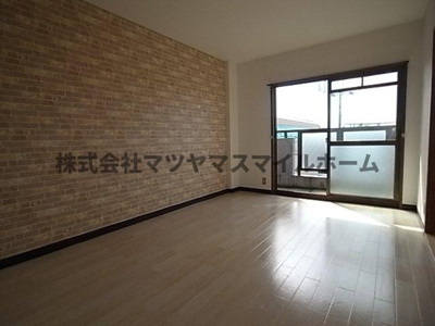 【居間・リビング】 | スタンドアップ忍ケ丘