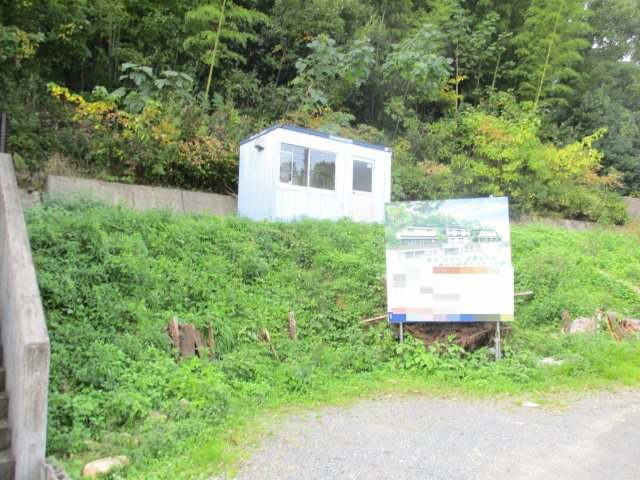 ●地下鉄東西線『御陵』駅まで徒歩８分●閑静な住宅地●建築条件なし売土地●山科区北花山山田町の外観|現況 更地(2017年11月撮影)