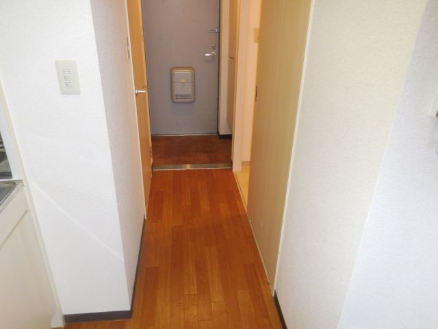 【玄関】 | MAEKAWA BLD