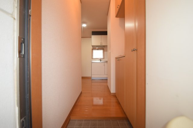 スマイルガーデン柏井の内装|廊下