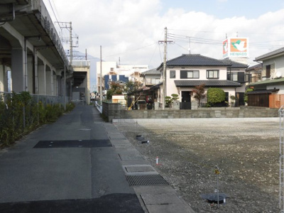 【前面道路含む現地写真】 | 大津市和邇南浜　駅近分譲土地 | 東側前面道路別カット