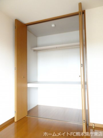熊本市南区出仲間７丁目の賃貸マンションの収納