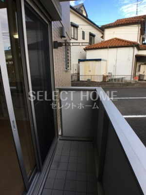 【バルコニー】 | モダンコート藤 | お洗濯にも便利なバルコニー付き