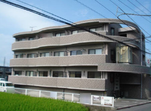 【外観】 | グランディール小泉 | 外はこのようになっています