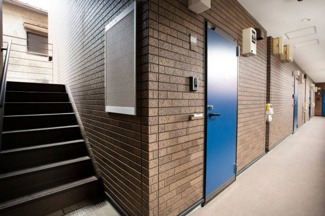 【エントランス】 | 建物の内部です