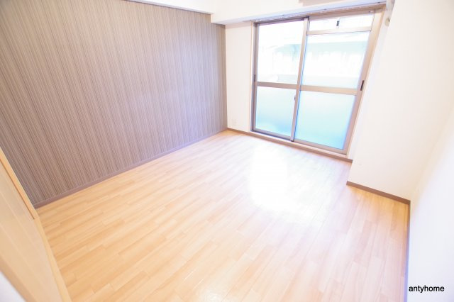 ＣＲＵＭ－１　仲介手数料無料の洋室