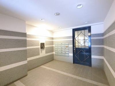 【その他共用部分】 | 金沢文庫パークホームズ弐番館 | 集合ポストです。
郵便物はこちらからお取りください。