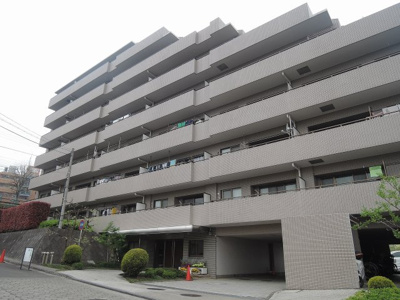 【外観】 | 十日市場ホームズ | 専有面積70.51平米の3LDK
令和元年12月リフォーム。