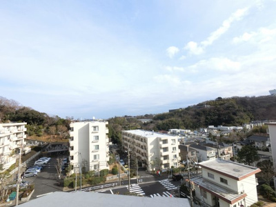 【展望】 | 磯子台パークハイツ1号棟 | 5階建ての最上階住戸なので眺望良好です。