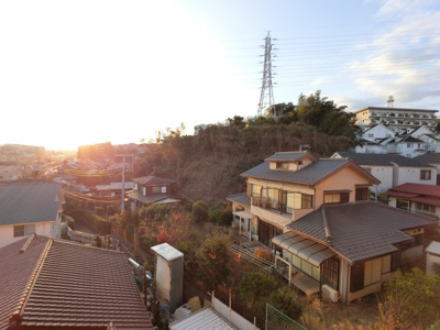 【展望】 | 東急ドエル・横浜ヒルサイドガーデン四番館 | バルコニーから閑静な住宅街の眺望できます。
