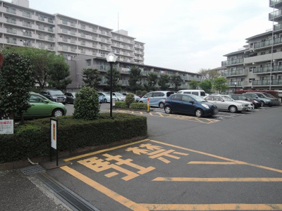 【駐車場】 | 中山パークホームズ | 平置き駐車場