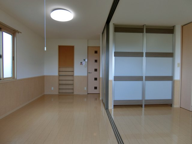 グランシャリオ新開の居間・リビング