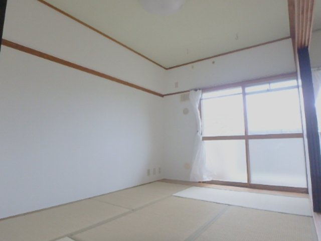 ビレッジハウス米子1号棟の居間・リビング|イメージ103号室の写真