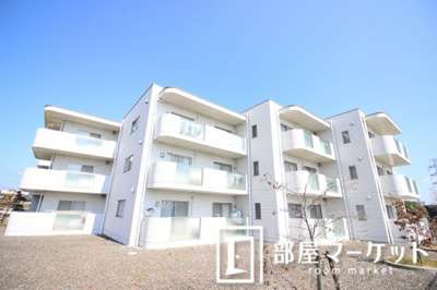 【外観】 | ホワイトホーク