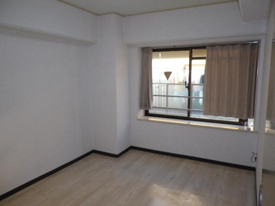 【洋室】 | ロイヤルハイツ扇町Ⅱ