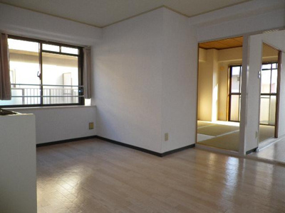 【居間・リビング】 | ロイヤルハイツ扇町Ⅱ