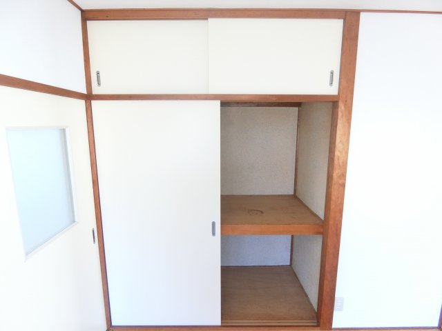 錦ハイツの収納