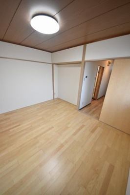 【寝室】 | KTハイツ